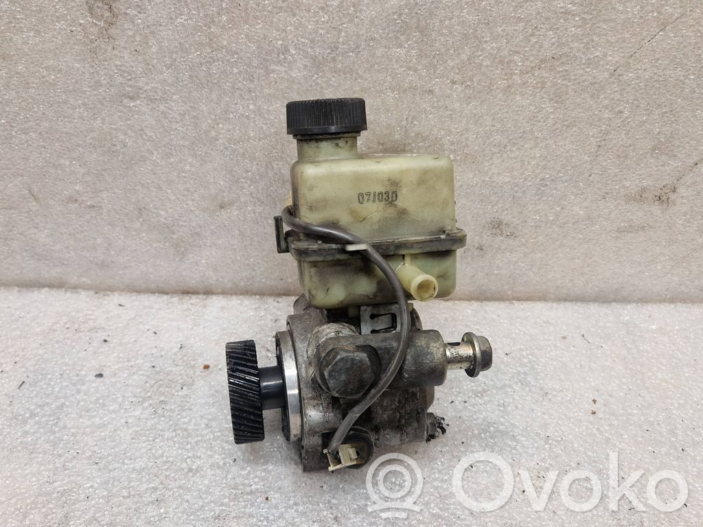 Ohjaustehostimen pumppu   7X10160E