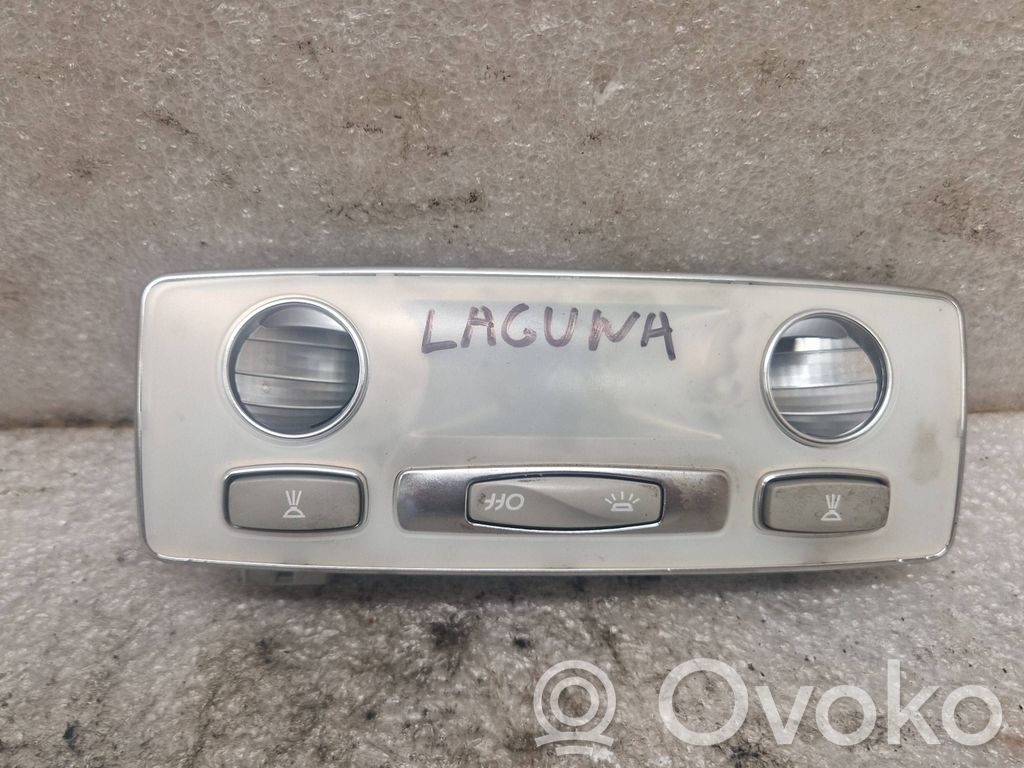 Renault Laguna III Priekinių vietų apšvietimo žibintas 