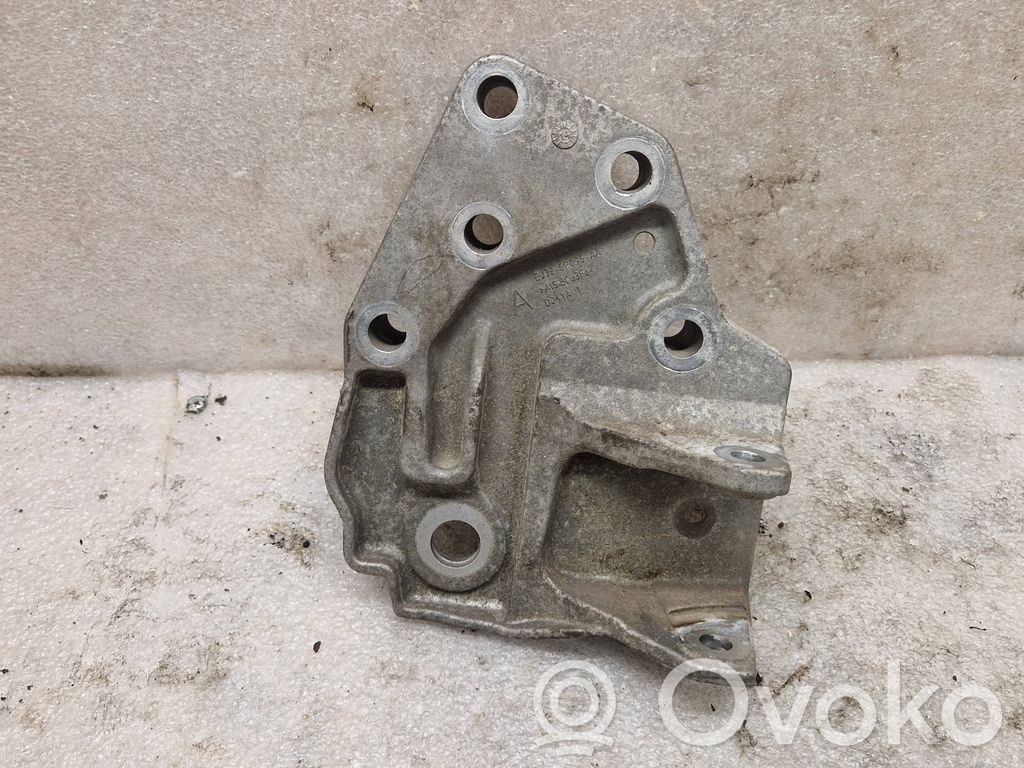 Engine mounting bracket   EJ326P096AA