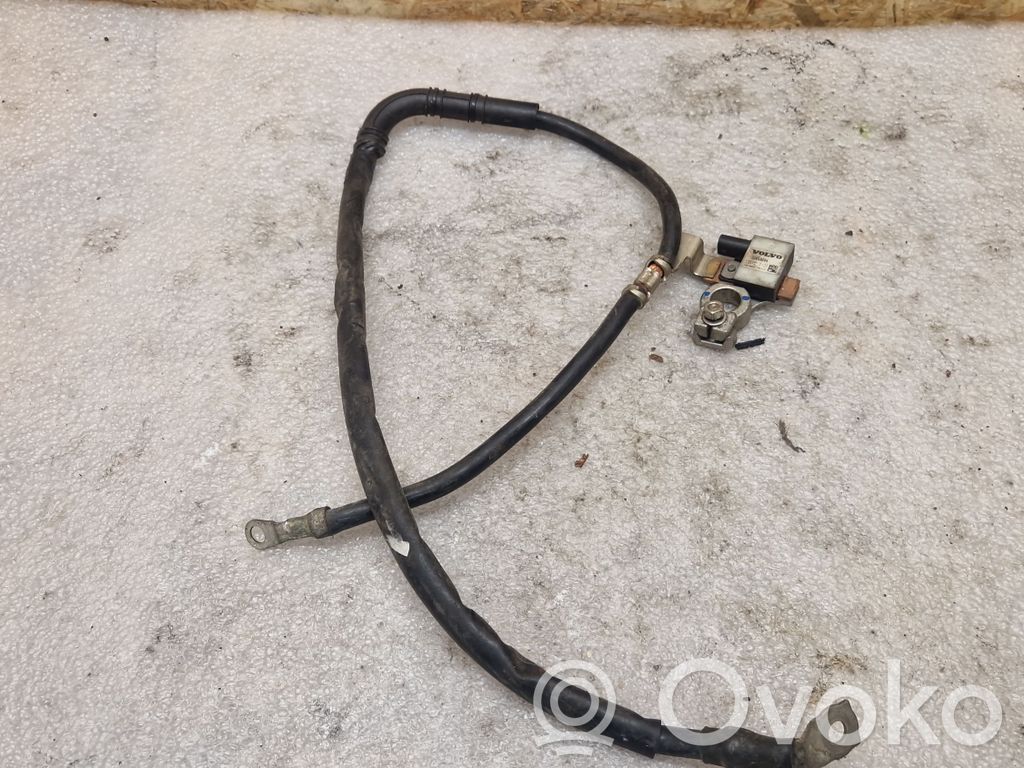 Ford Grand C-MAX Minus / Klema / Przewód akumulatora 