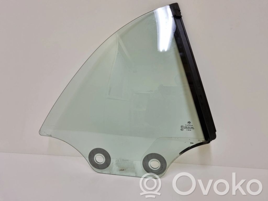 BMW 1 E82 E88 Rear side window 
