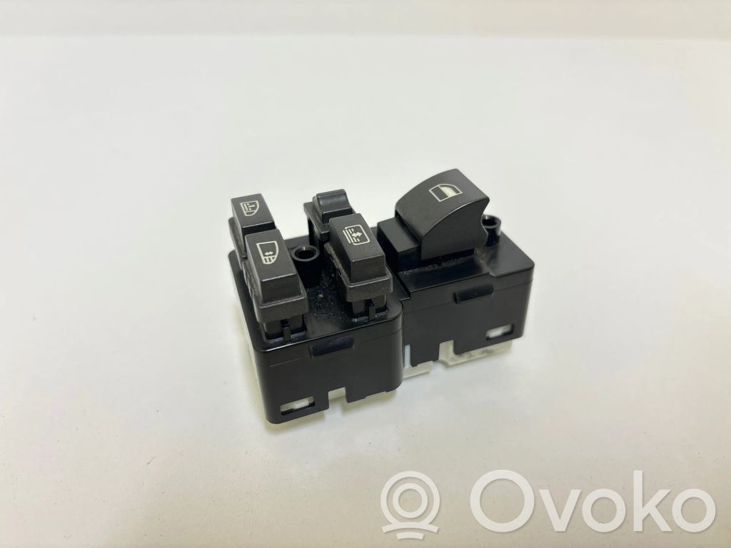 BMW 7 E65 E66 Electric window control switch 