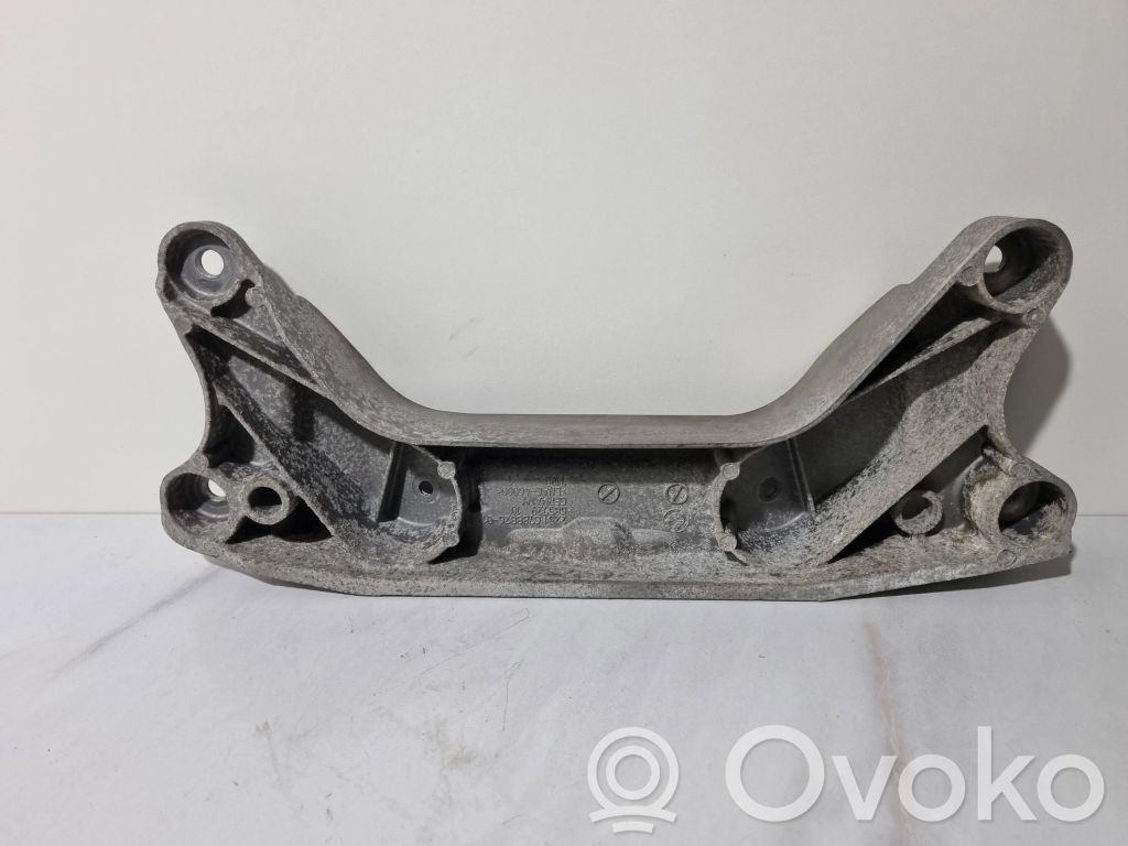 BMW 1 F20 F21 Gearbox mounting bracket 