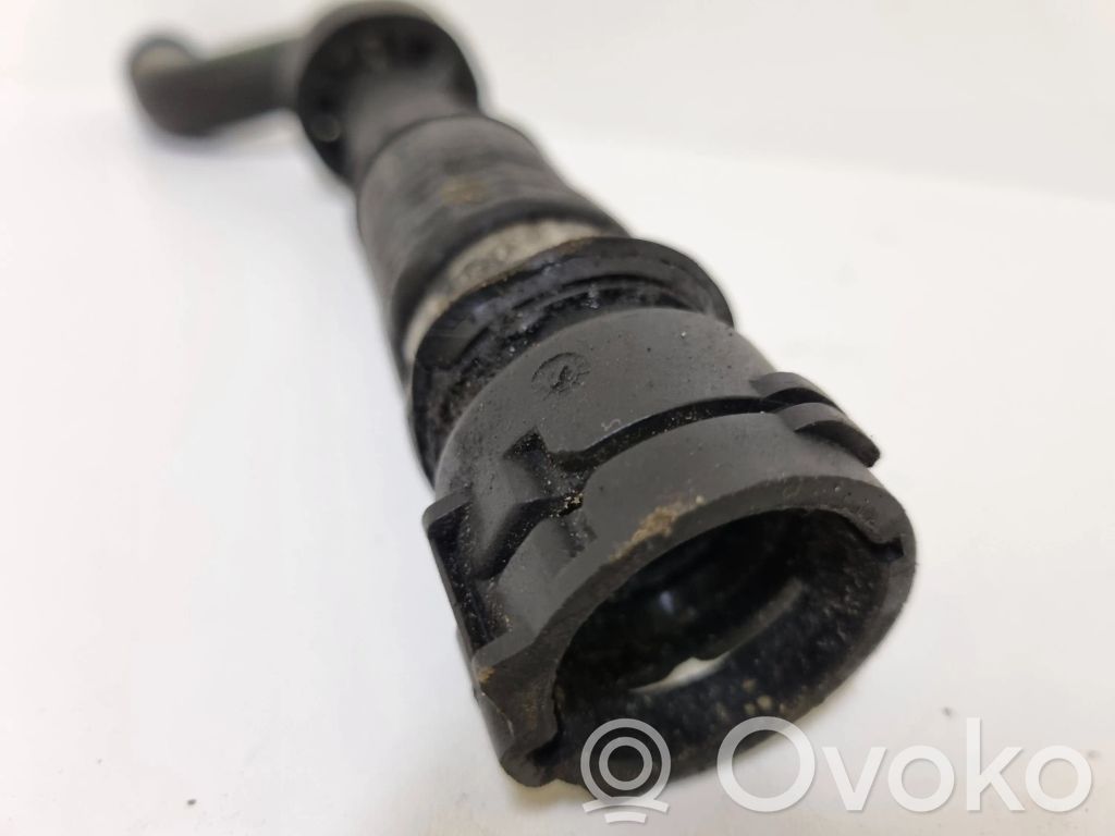 Engine coolant pipe/hose   8385883,64218385883