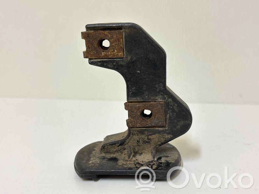 BMW 5 E39 Front bumper mounting bracket 