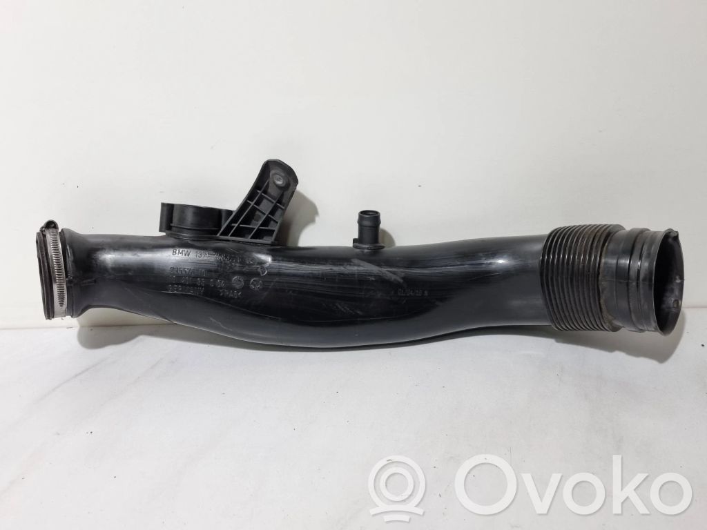 BMW 5 F10 F11 Air intake duct part 