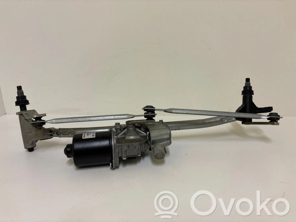 BMW 1 E81 E87 Front wiper linkage and motor 