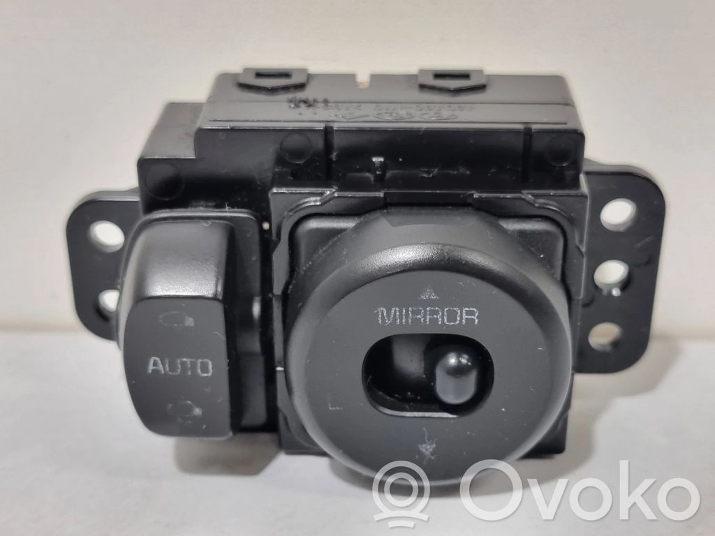 KIA Ceed Wing mirror switch 