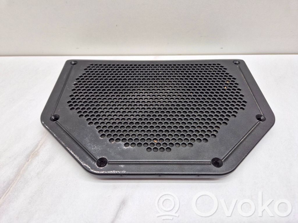 BMW 3 E90 E91 Subwoofer grill/trim 
