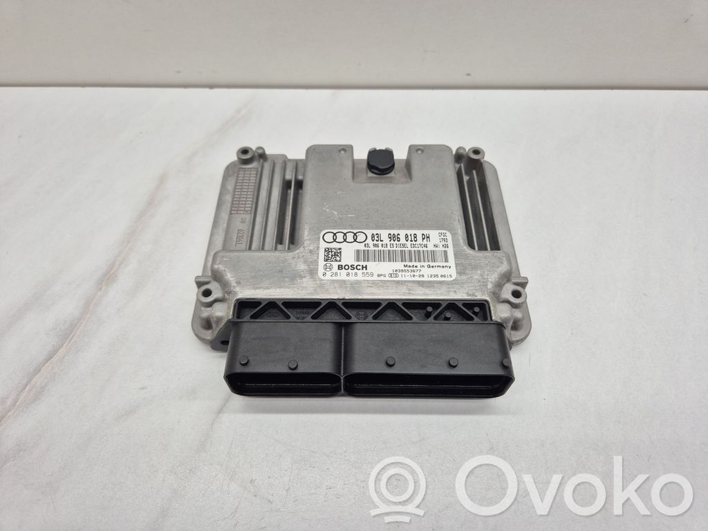 Audi Q3 8U Engine control unit/module 