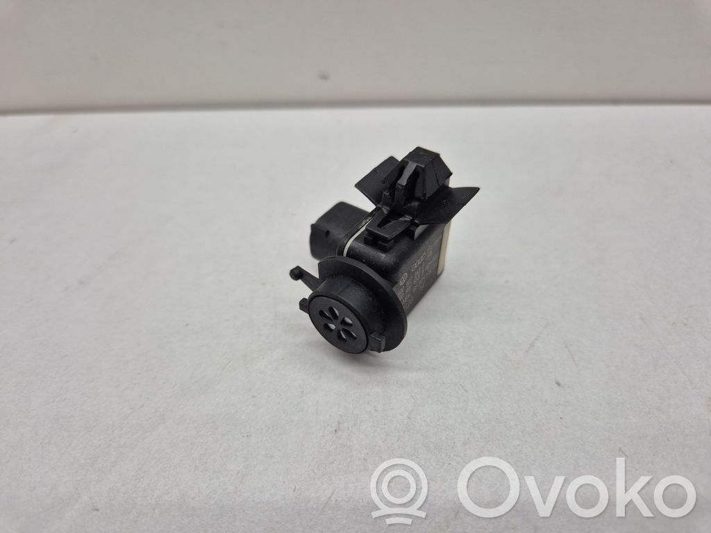 Oro kokybės daviklis   5Q0907643E,250120,5Q0907659D