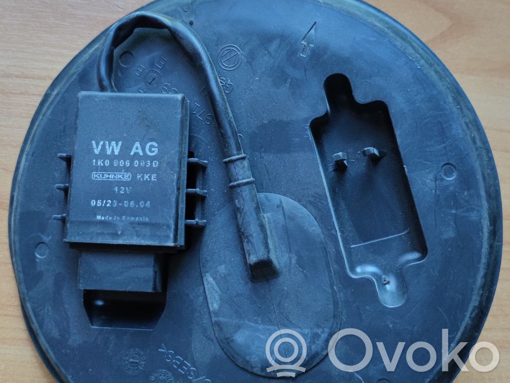 Volkswagen Golf V Sterownik / Moduł pompy wtryskowej 