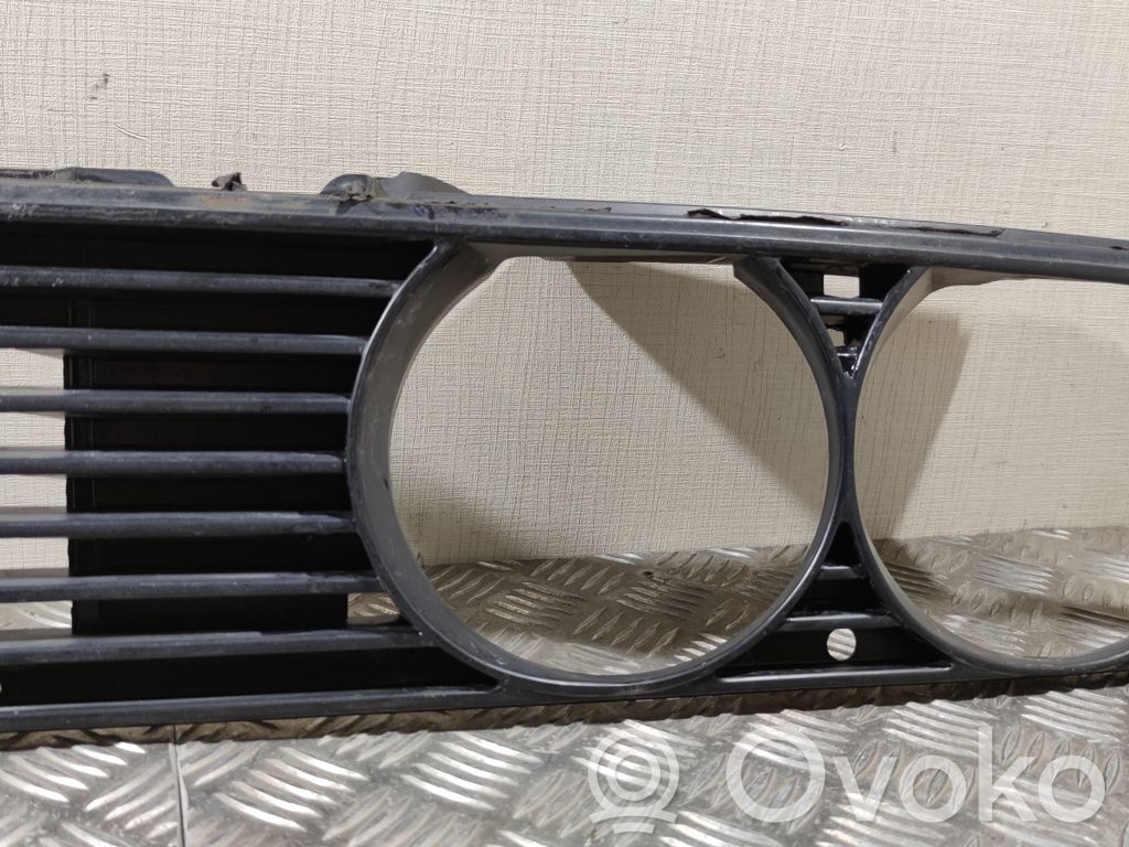 BMW 3 E30 Front grill 