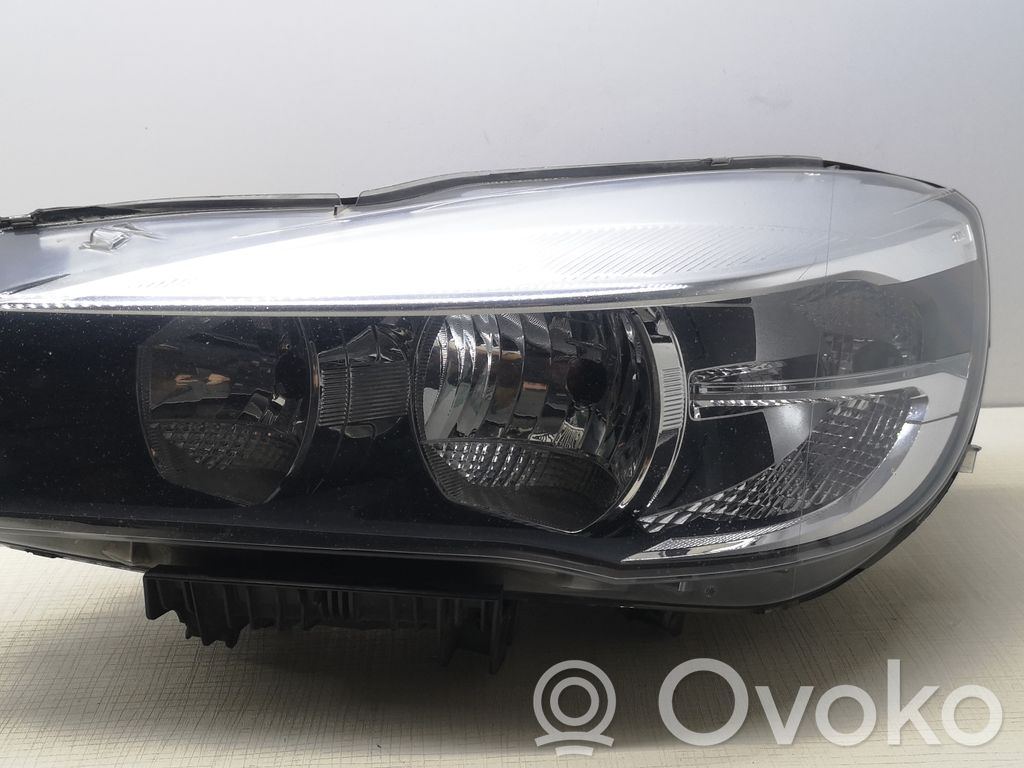 BMW 2 F45 Scheinwerfer 