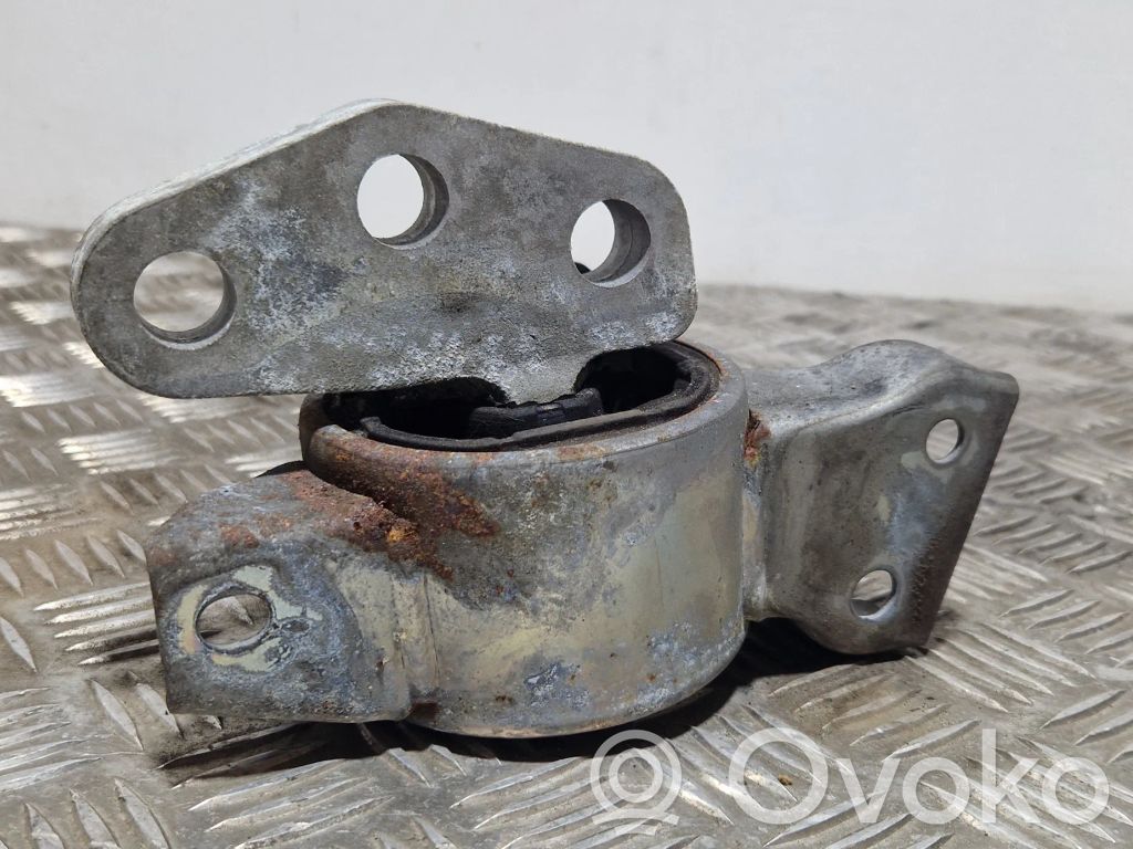 Opel Corsa D Подушка двигателя 