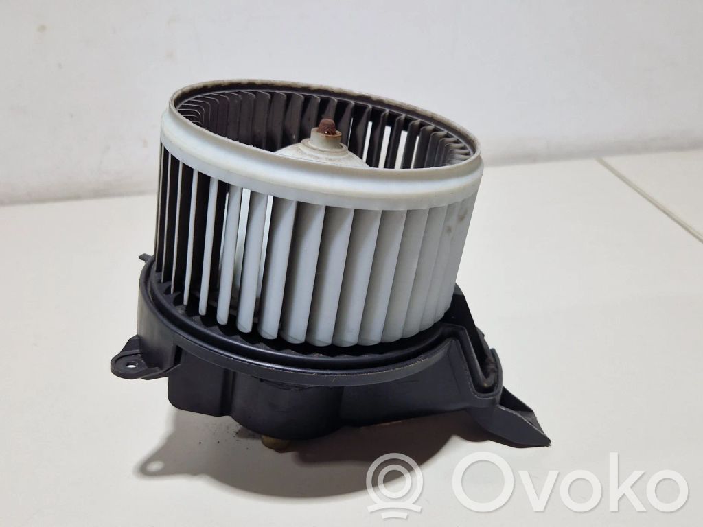 Opel Corsa D Вентилятор печки 