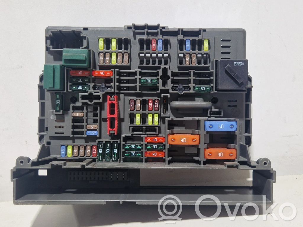 BMW X1 E84 Fuse box set 