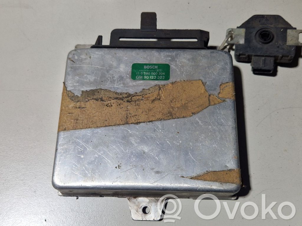 Opel Ascona C Engine control unit/module 