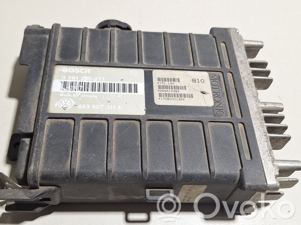 Volkswagen PASSAT B3 Engine control unit/module 