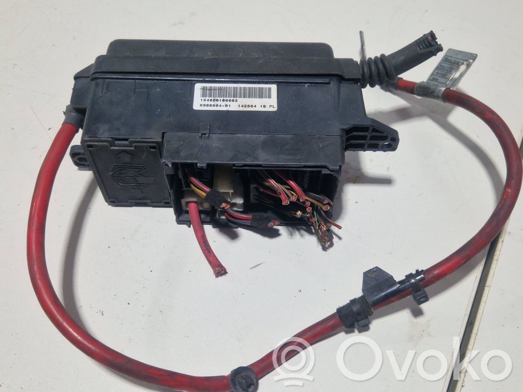 Mini One - Cooper R50 - 53 Fuse module 