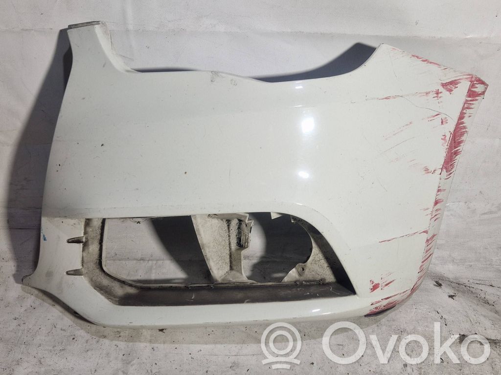 Audi A1 Priekšējais bamperis 
