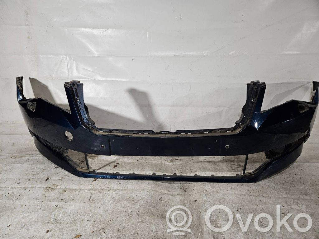 Skoda Superb B8 (3V) Parachoques delantero 