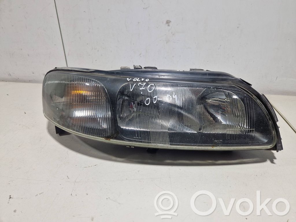 Volvo V70 Phare frontale 