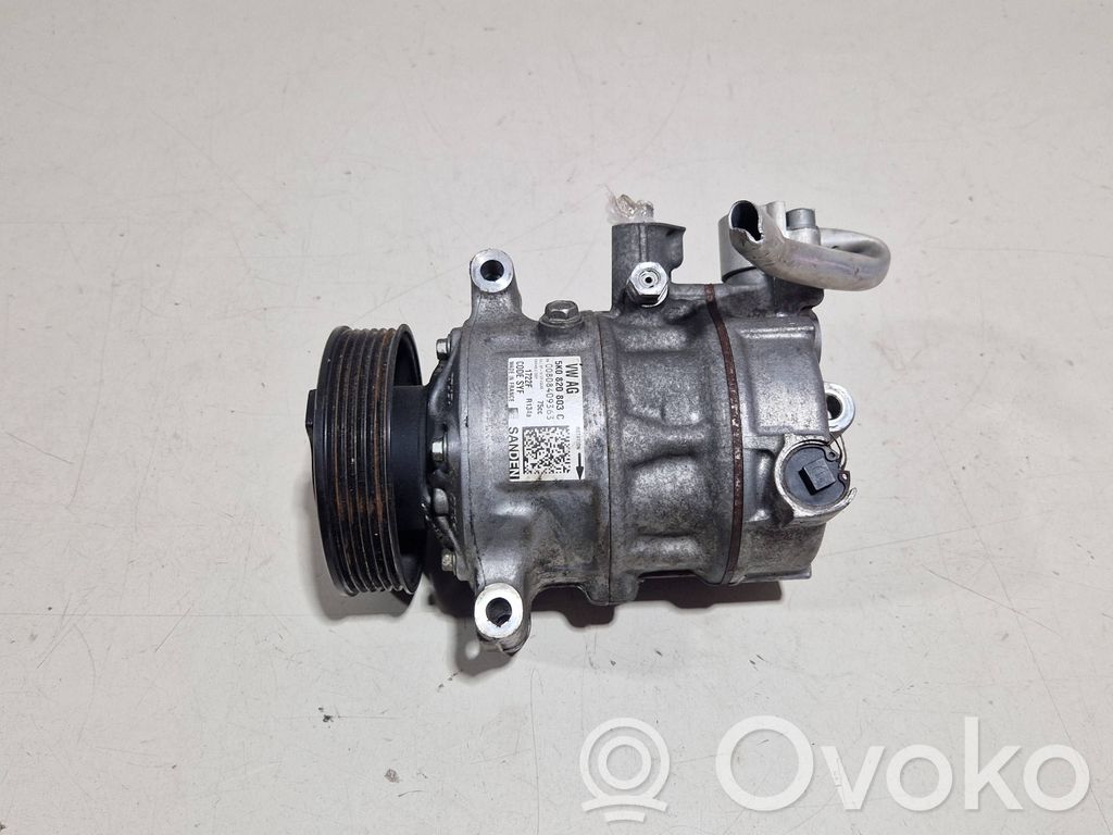 Volkswagen Beetle A5 Air conditioning (A/C) compressor (pump) 