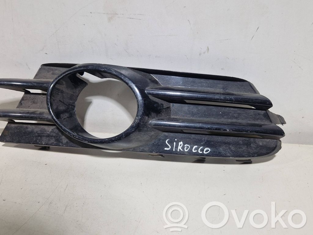 Volkswagen Scirocco Priešrūkinio žibinto apdaila/ grotelės 