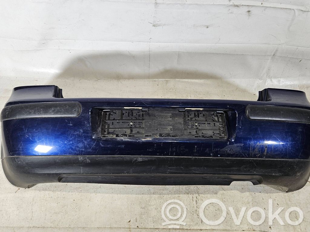 Volkswagen Golf IV Parachoques 