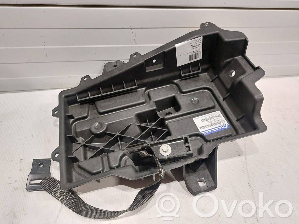 Battery tray   68226079AD