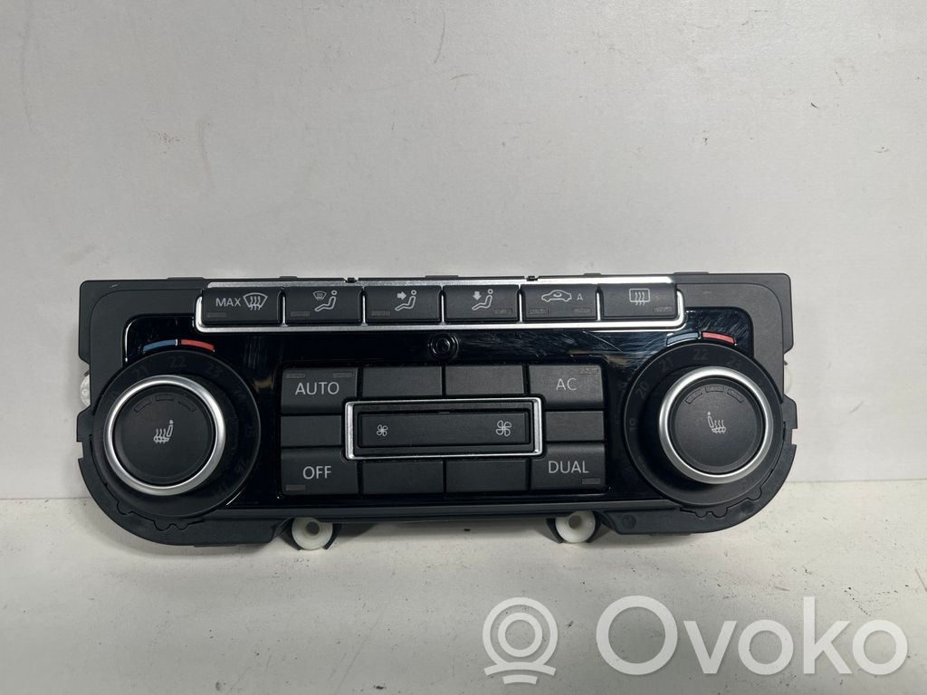 Volkswagen Jetta VI Climate control unit 