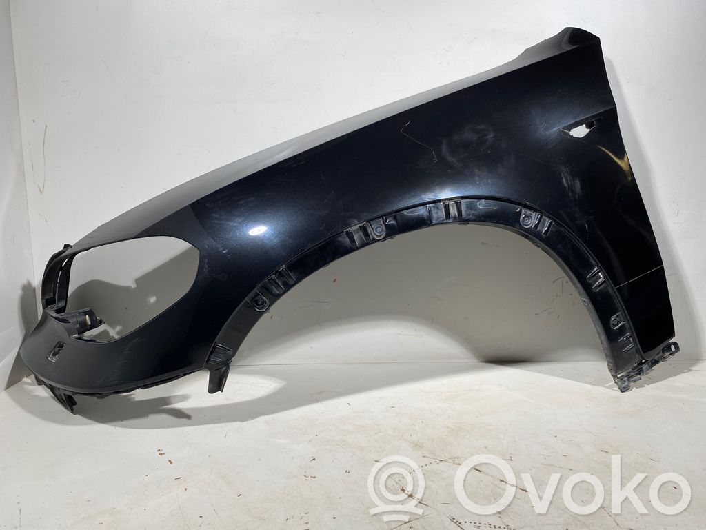 BMW X5 E70 Sparnas 