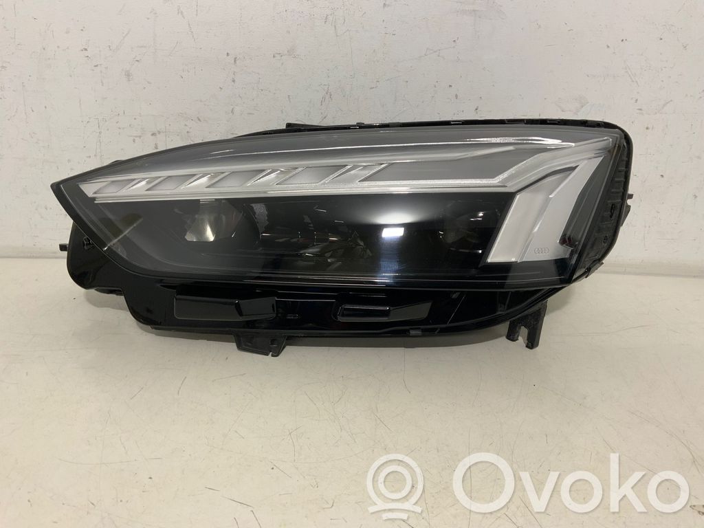 Audi A5 Headlight/headlamp 