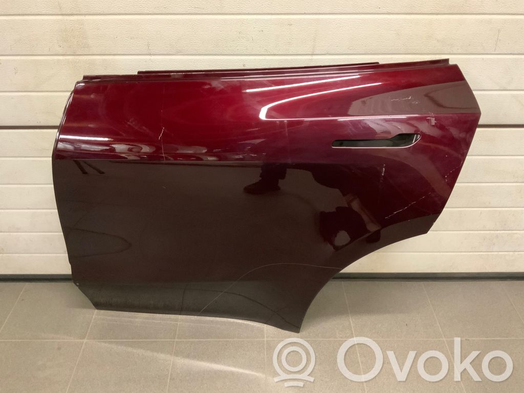 Tesla Model Y Galinės durys 