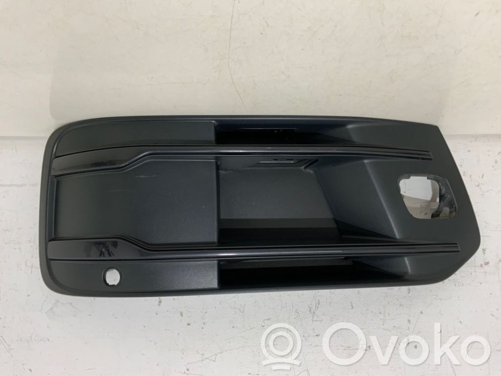Audi Q7 4M Mascherina inferiore del paraurti anteriore 