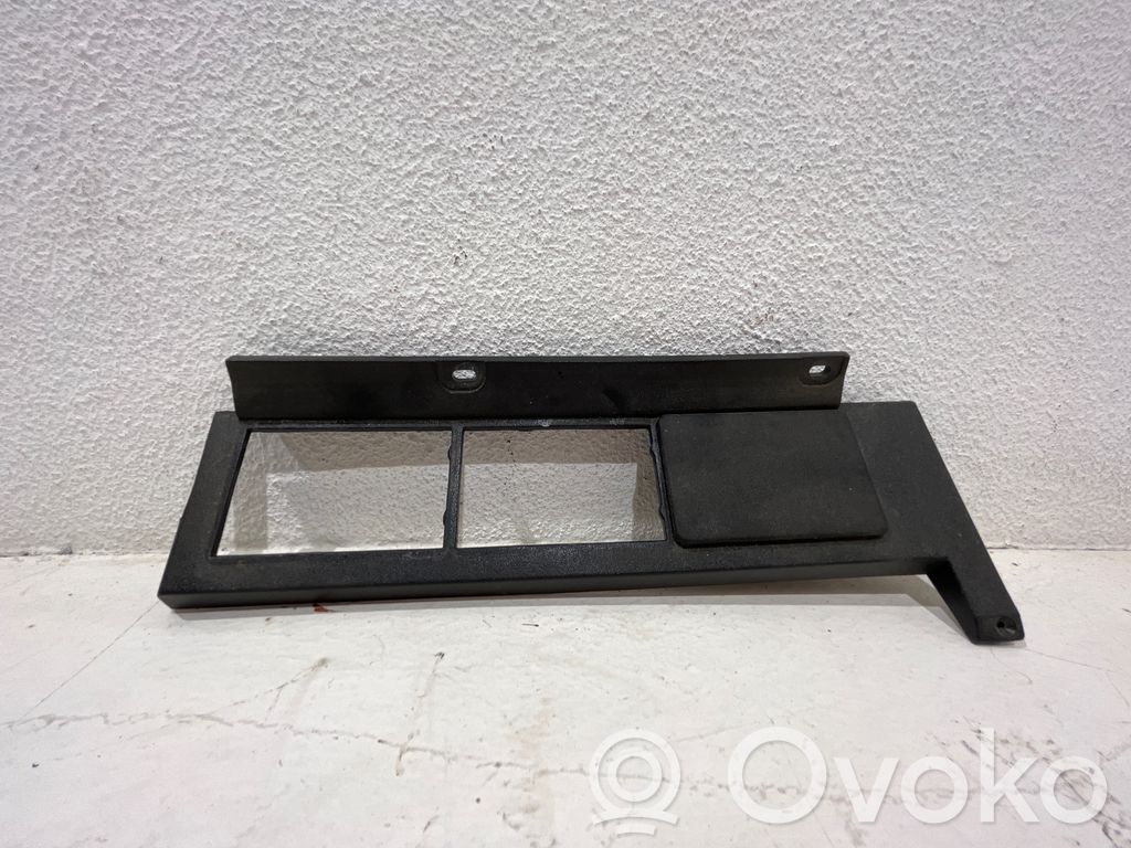 BMW 5 E28 Dashboard center trim panel 