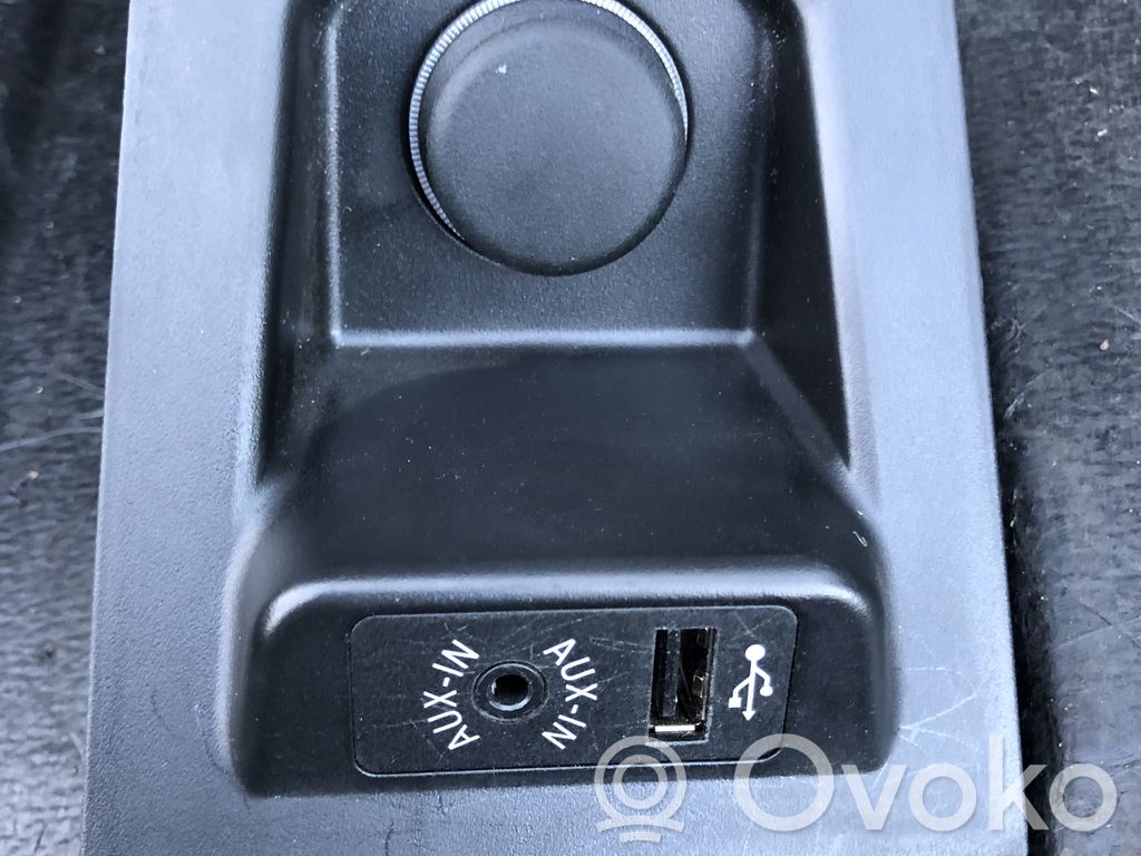 BMW X5 F15 Enchufe conector USB 