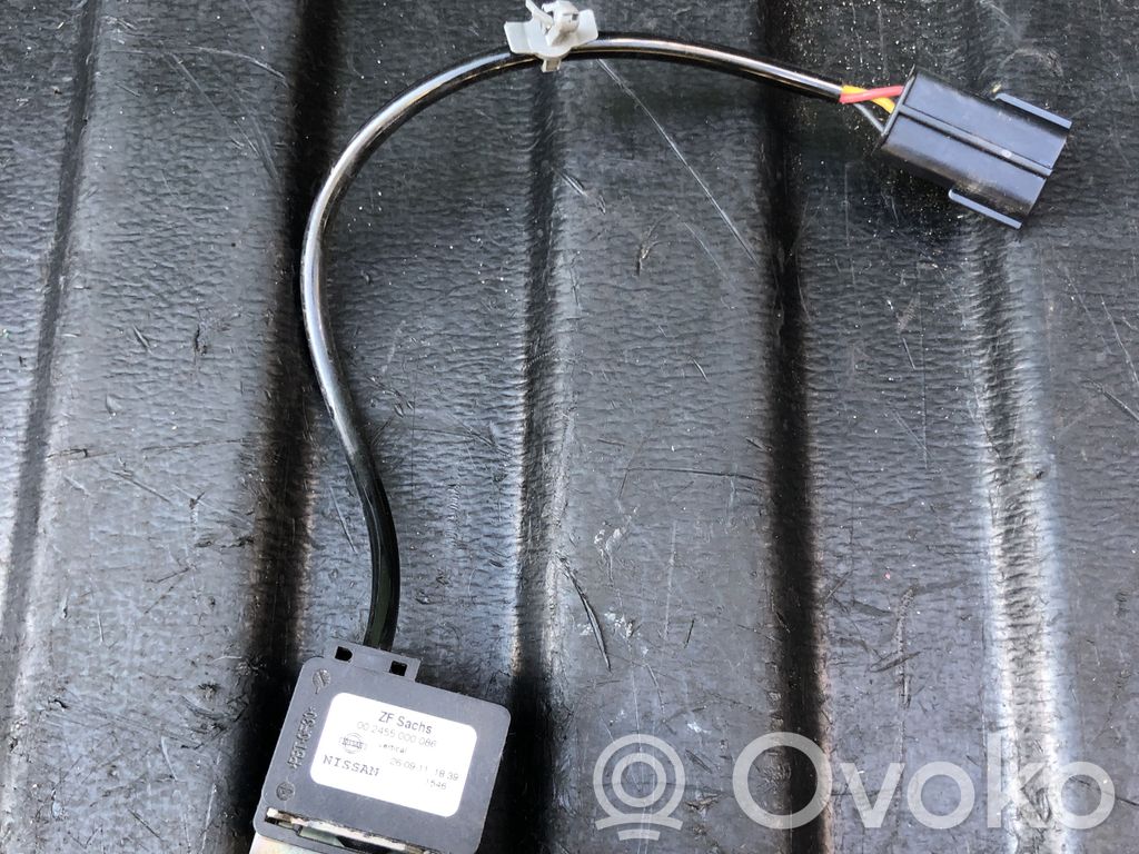 Infiniti FX Headlight/headlamp level sensor 