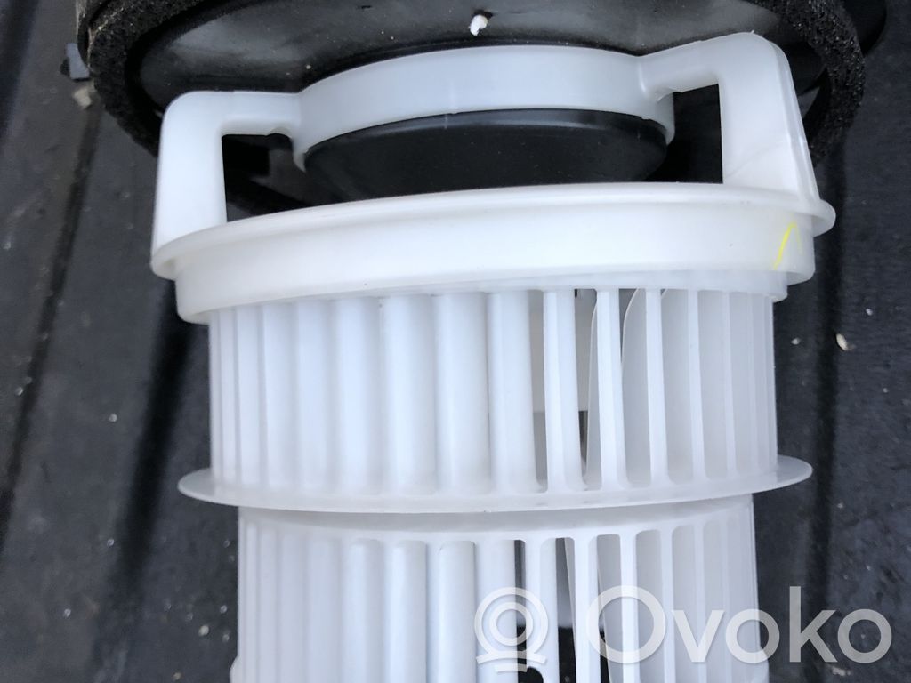 Lexus IS III XE30 Heater fan/blower 