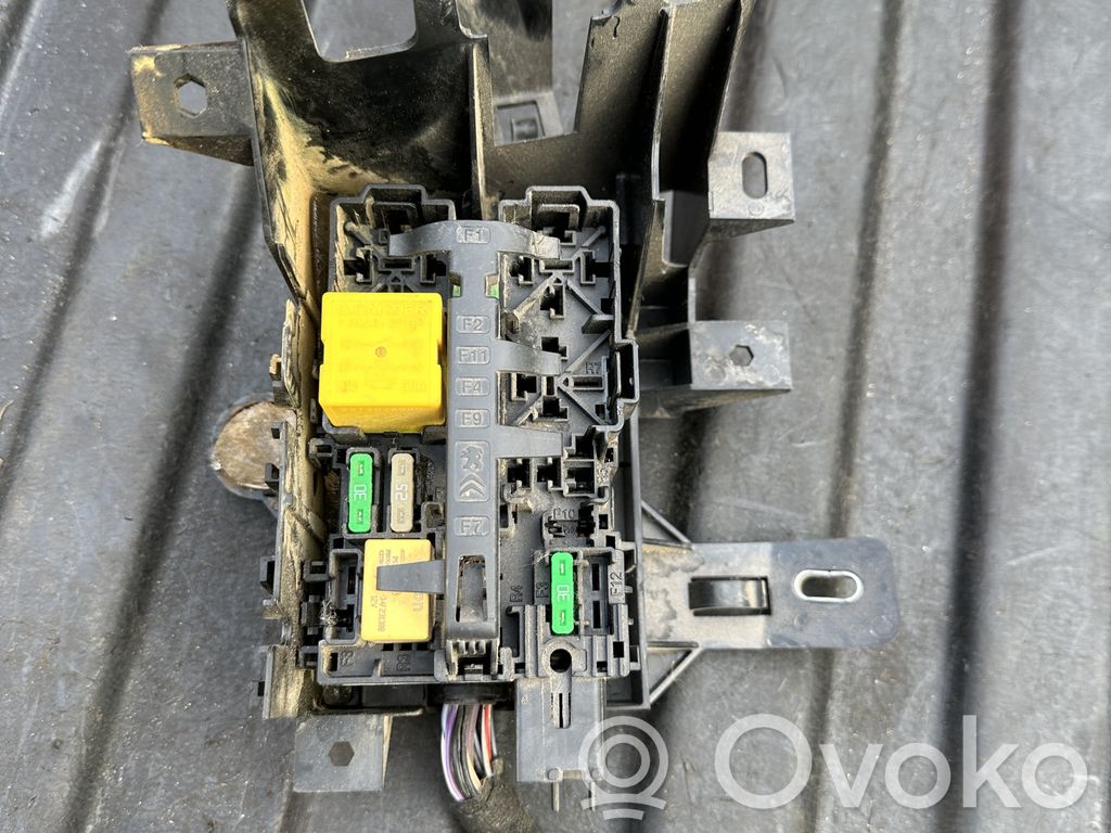 Citroen C3 Aircross Fuse box set 