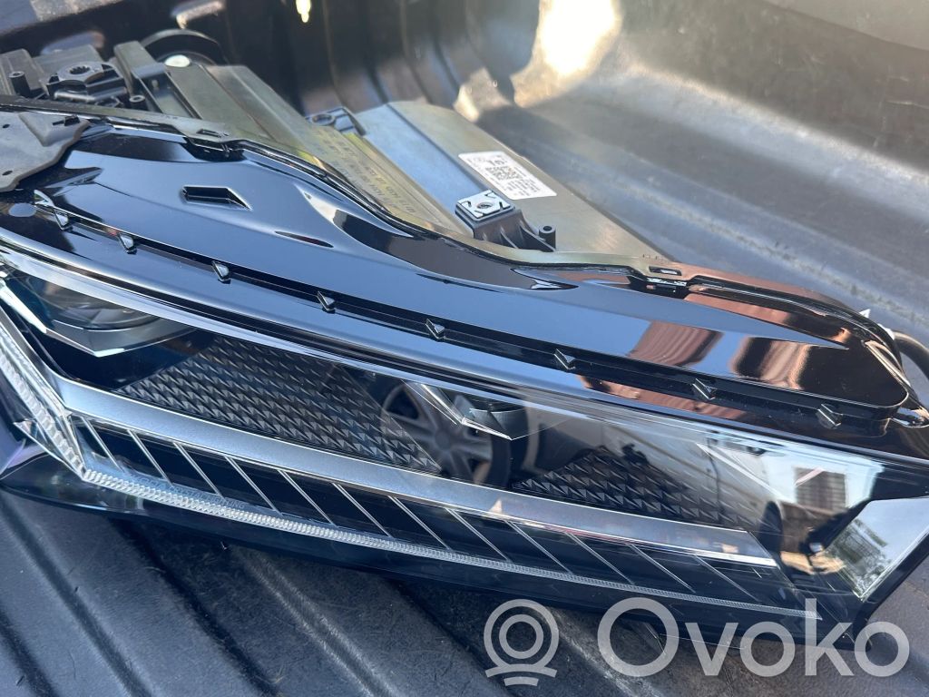 Skoda Superb B8 (3V) Lampa przednia 