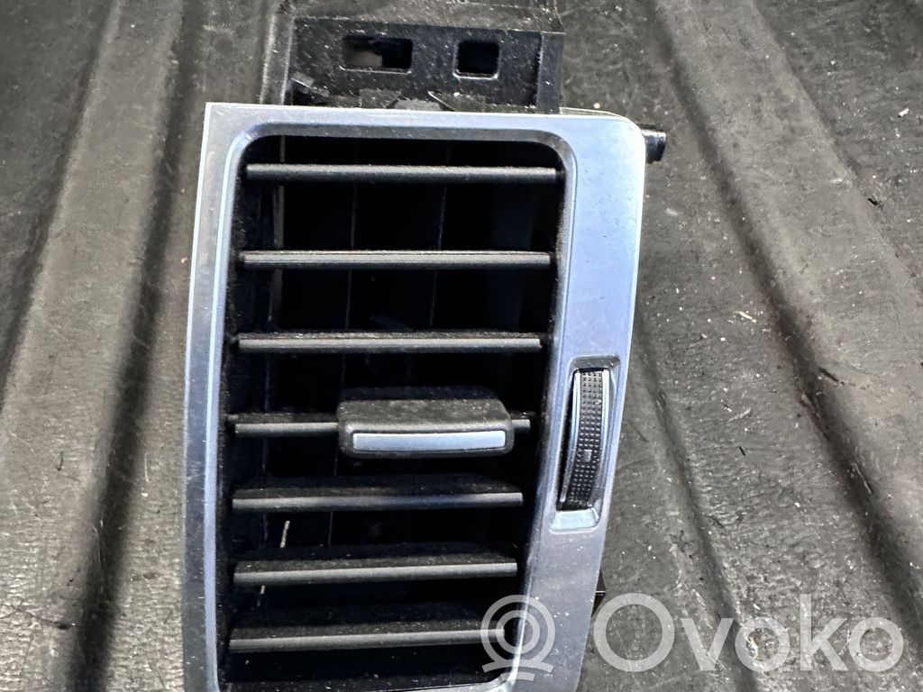 Land Rover Discovery 5 Boczna kratka nawiewu deski rozdzielczej 