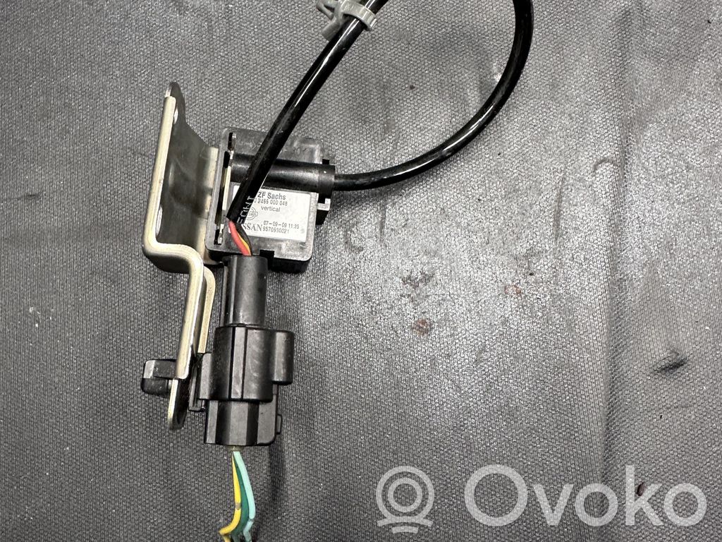 Infiniti FX Headlight/headlamp level sensor 