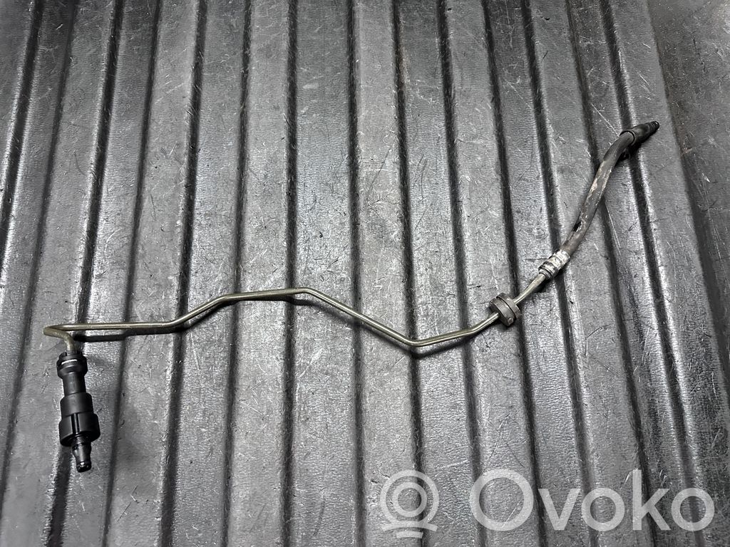 Volvo S90, V90 Eļļošanas caurulīte (-es) / šļūtene (-es) 