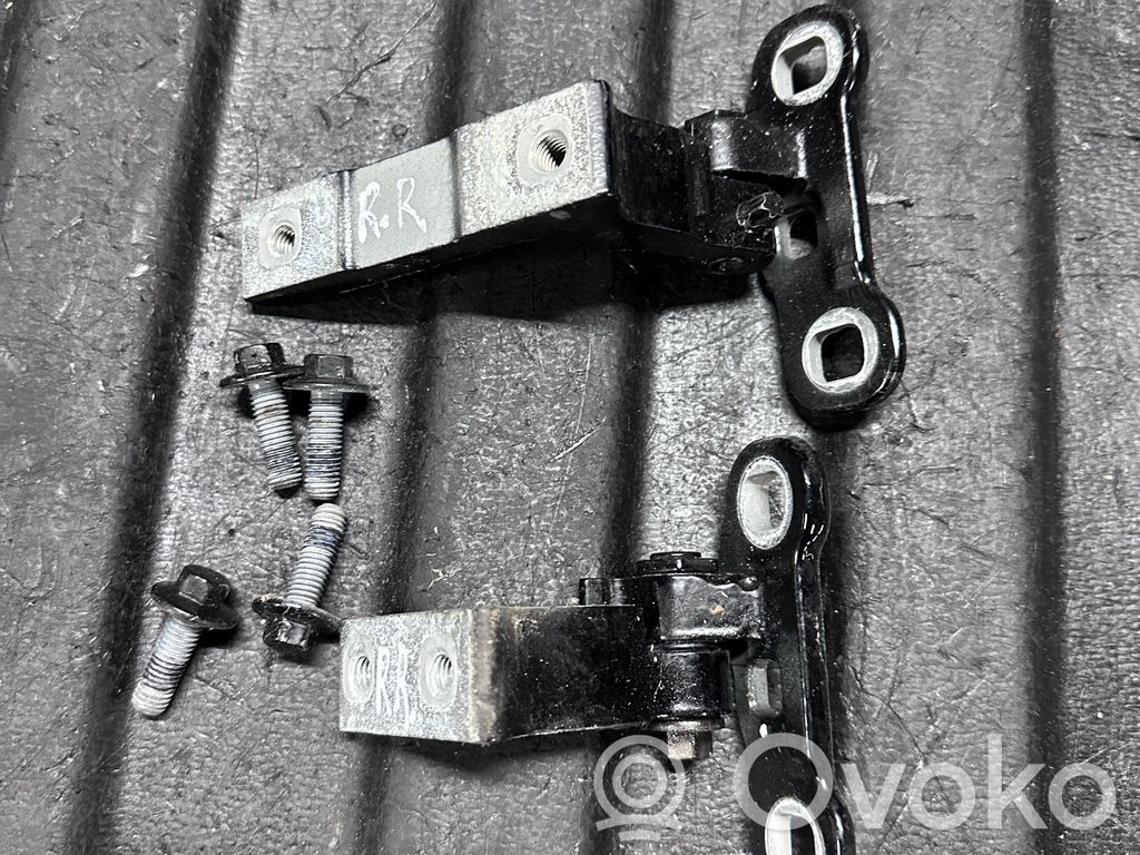 Volvo V60 Set balamale ușă spate 