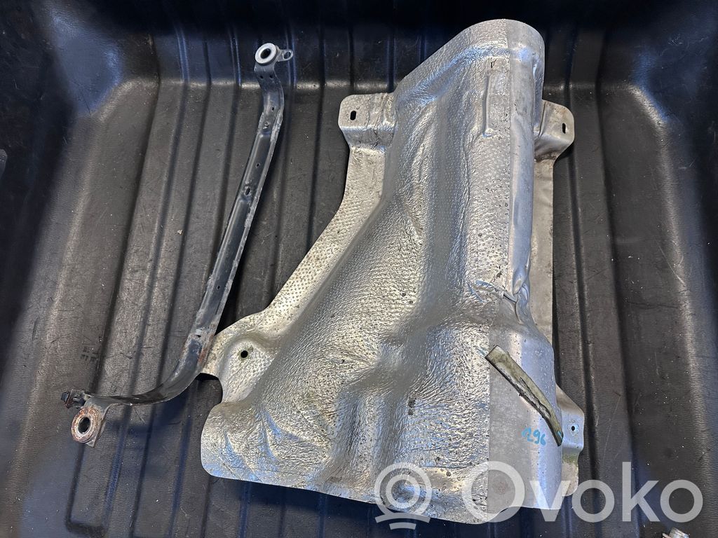 Volvo V60 Osłona termiczna rury wydechowej 