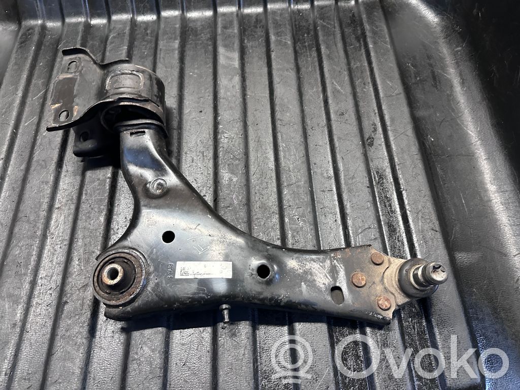 Land Rover Discovery Sport Dolny wahacz przedni 