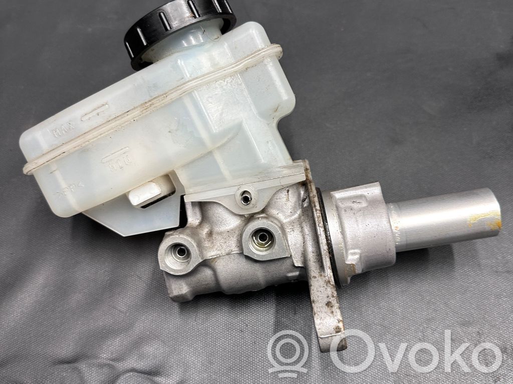 Infiniti FX Master brake cylinder 