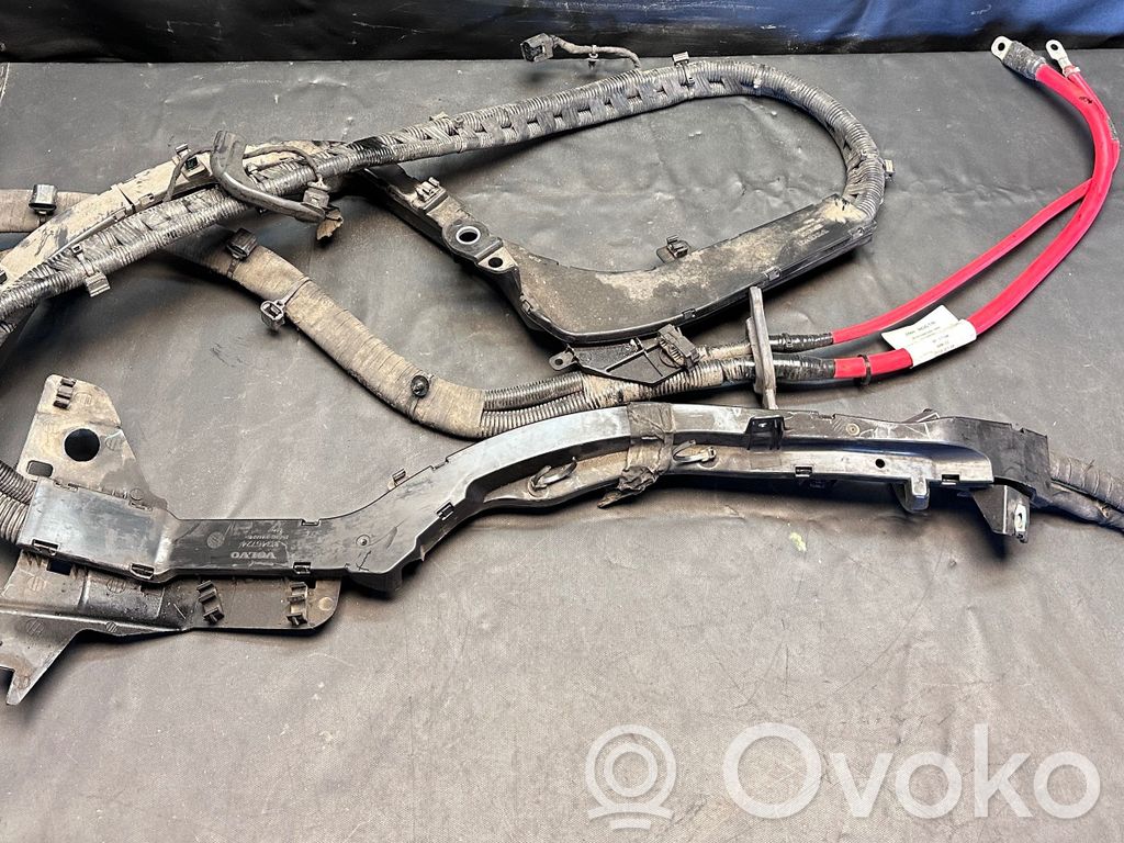 Volvo S90, V90 Positive cable (battery) 
